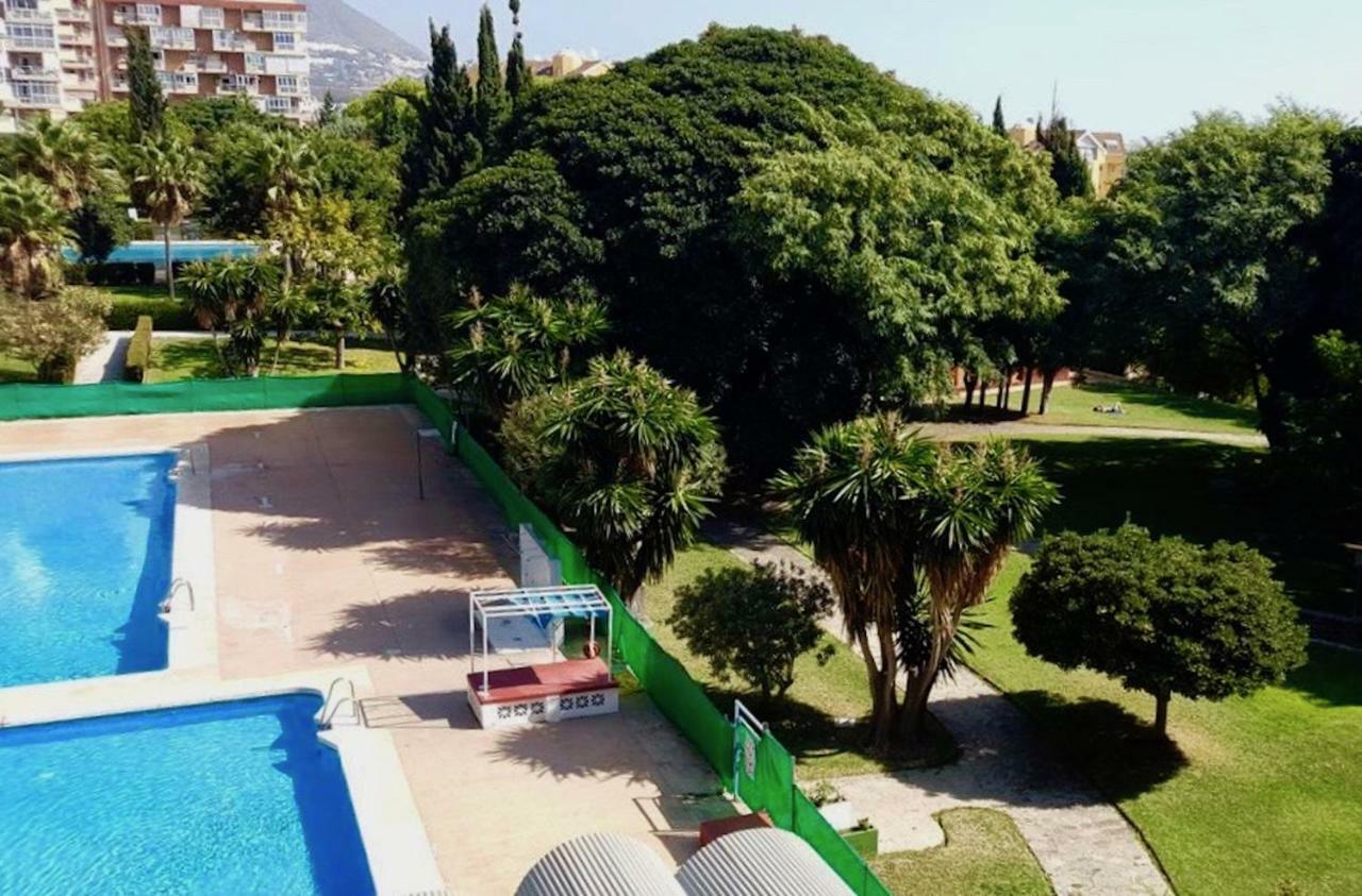 Honeymoon Apartments Бенальмадена Экстерьер фото